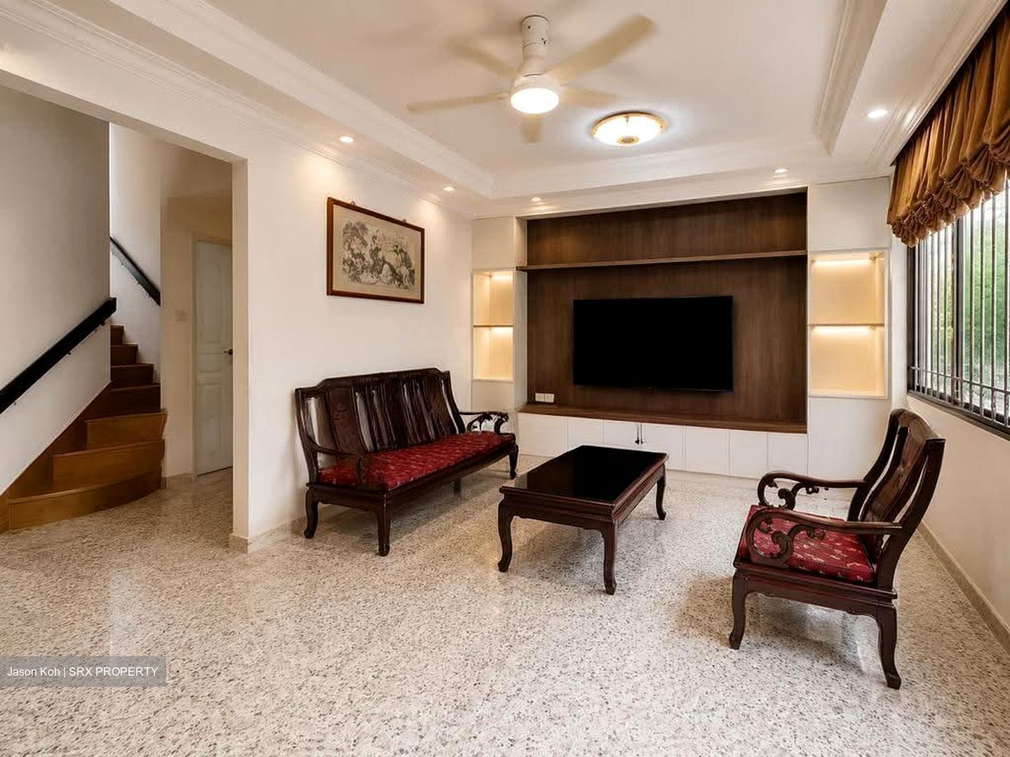 Peakview Estate (D16), Terrace #612670281